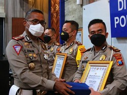 Polisi Gresik Sabet Juara I Road Safety Partnership Action Korlantas Polri