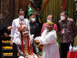 Ciptakan Wilayah Bebas Corona, 680 Pekerja Pariwisata Ubud Divaksin Covid-19