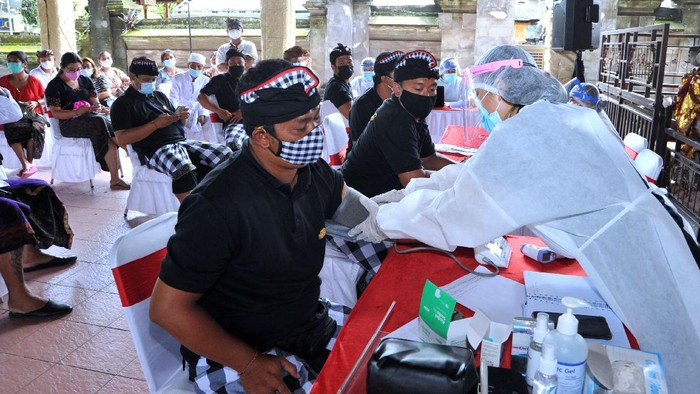 Luhut Target Herd Immunity Di Bali Terbentuk Juli 2021 Luhut Target Herd Immunity Di Bali Terbentuk Juli Luhut Target Herd Immunity Di Bali Terbentuk Juli 2021