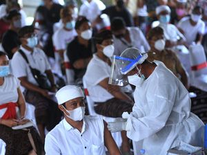 MUI Imbau Umat Islam Tak Ragu Divaksinasi Covid-19