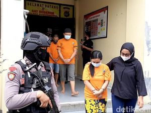 Pasangan Ini Mengaku Bisa Menarik Uang Gaib untuk Bantu Krisis Pandemi