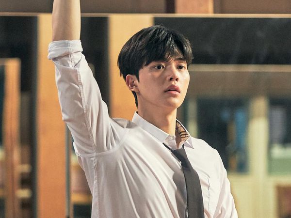 8 Potret Transformasi Song Kang di Drakor Navillera, Jadi Penari Balet