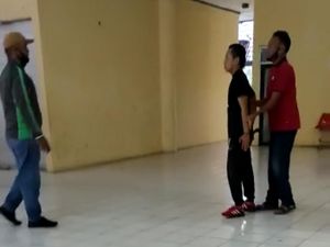 Walkot Makassar Akan Panggil Dirut Terminal Ngamuk Bawa Parang ke Preman Walkot Makassar Akan Panggil Dirut Terminal Ngamuk Bawa Parang ke Preman