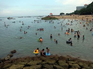 Keamanan di Tiga Daerah Wisata Zona Hijau Bali Akan Diperketat Keamanan di Tiga Daerah Wisata Zona Hijau Bali Akan Diperketat