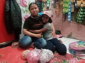 Cerita Kiprah Etin Bocah Gombal Penjual Permen di Bandung
