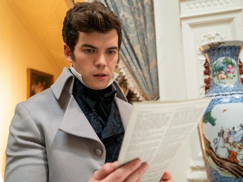 Luke Newton sebagai Colin Bridgerton BRIDGERTON LUKE NEWTON as COLIN BRIDGERTON in episode 106 of BRIDGERTON Cr. LIAM DANIEL/NETFLIX 2020