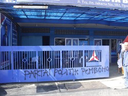 Misteri Pencoret Partai Politik Pembohong di Markas Demokrat Bandung