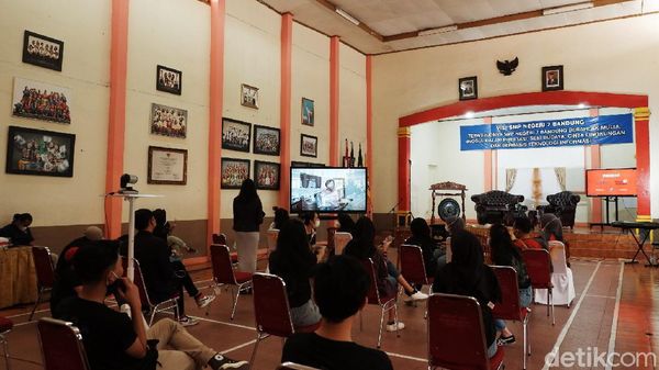 Pandemi, Sekolah di Bandung Ini Gelar Pensi Virtual
