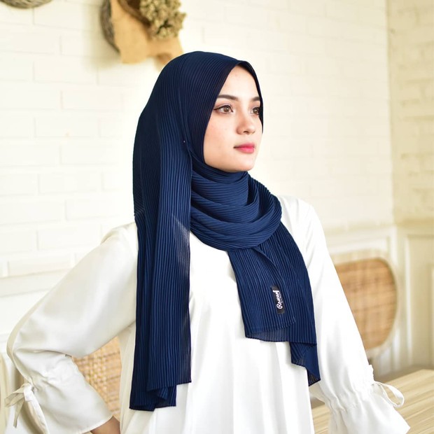 Pashmina plisket/instagram.com/rascarf_id/ Pashmina plisket