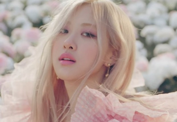 rose blackpink/sumber foto: naver.com rose blackpink