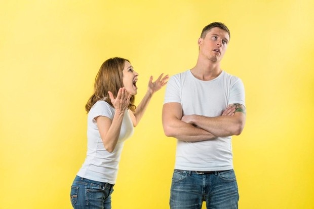 Sedang marah/freepik.com Sedang marah bisa membuat perempuan mengatakan terserah/freepik.com