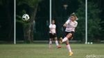 Uji Coba, Timnas Putri Bantai Tim Cirebon 15-0