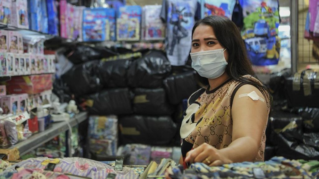 Vaksinasi Penggerak Ekonomi Vaksinasi Penggerak Ekonomi