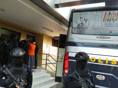 22 Tersangka Teroris Jaringan JI di Jatim Dibawa ke Jakarta
