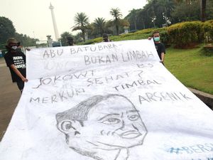 Aksi Menolak Abu Batu Bara