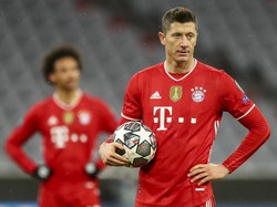 Cedera Lutut, Lewandowski Terancam Absen di Laga Bayern Vs PSG