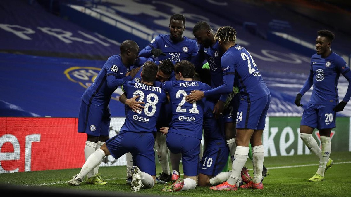Pemain Chelsea merayakan gol Emerson Palmieri ke gawang Atletico Madrid di babak 16 besar Liga Champions. (Foto: Matt Dunham/AP)