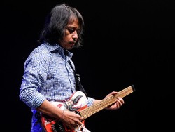 Dewa Budjana Sebut Ada Harapan Usai Pandemi dalam Swarna Jingga