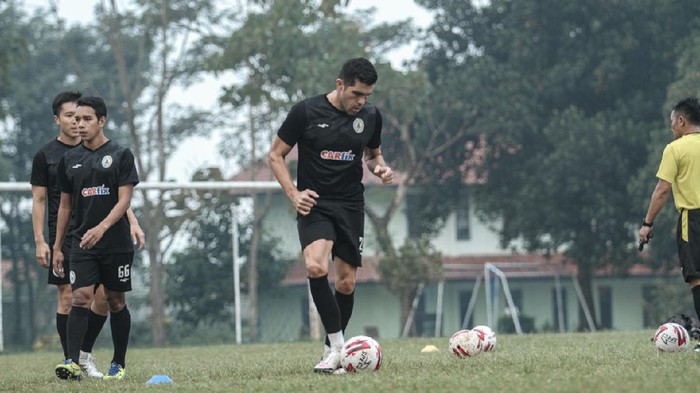 Pemain PSS Sleman, Fabiano Beltrame, merasa seperti bermain di Piala Gubernur Jatim di Piala Menpora 2021.