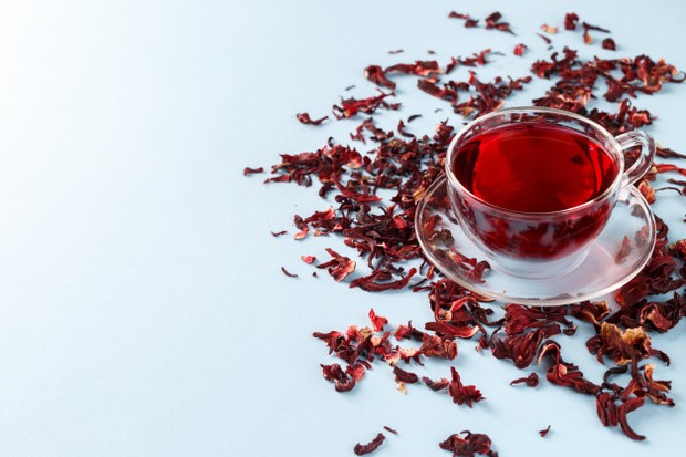 Hibiscus tea berkhasiat sebagai anti penuaan yang baik/freepik.com
