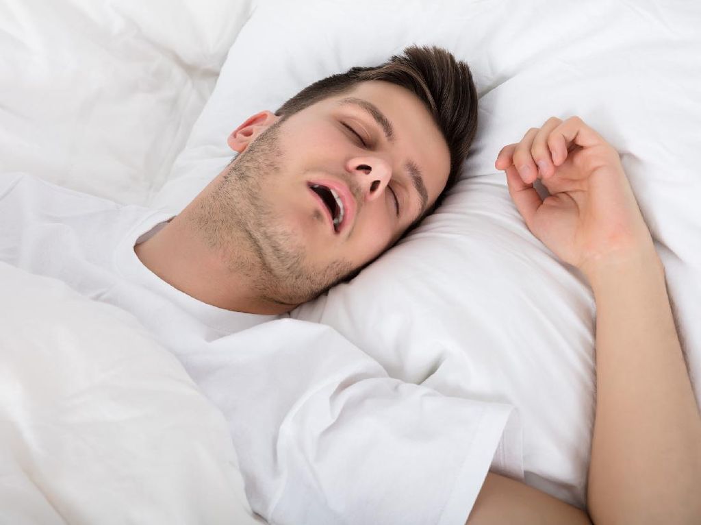 Sering Mendengkur saat Tidur Bisa Berbahaya? Ini Kata Pakar Unair