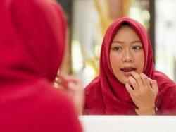 Warna Lipstick yang Cocok untuk Lebaran, Catat Rekomendasinya!