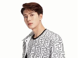 8 Gaya Jackson Wang, Idol KPop Ganteng yang Kolaborasi dengan Afgan 8 Gaya Jackson Wang, Idol KPop Ganteng yang Kolaborasi dengan Afgan
