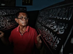 Kisah Mantan Tukang Parkir Banting Setir Bisnis Kaligrafi