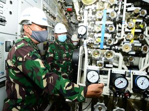 Melihat Kekuatan Tempur KRI Alugoro-405, Kapal Selam Buatan Dalam Negeri
