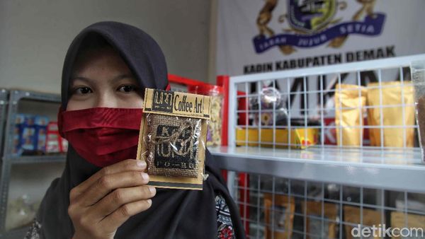 Melihat Pusat Oleh-oleh Khas Demak Binaan BRI