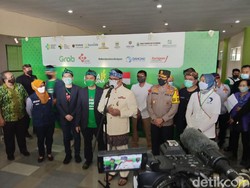 Tambah Angka Vaksinasi, Jabar Mulai Gunakan Cek Kesehatan Online