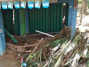 Bendungan Jebol, Dua Rumah dan Sawah di Cianjur Terkena Dampak