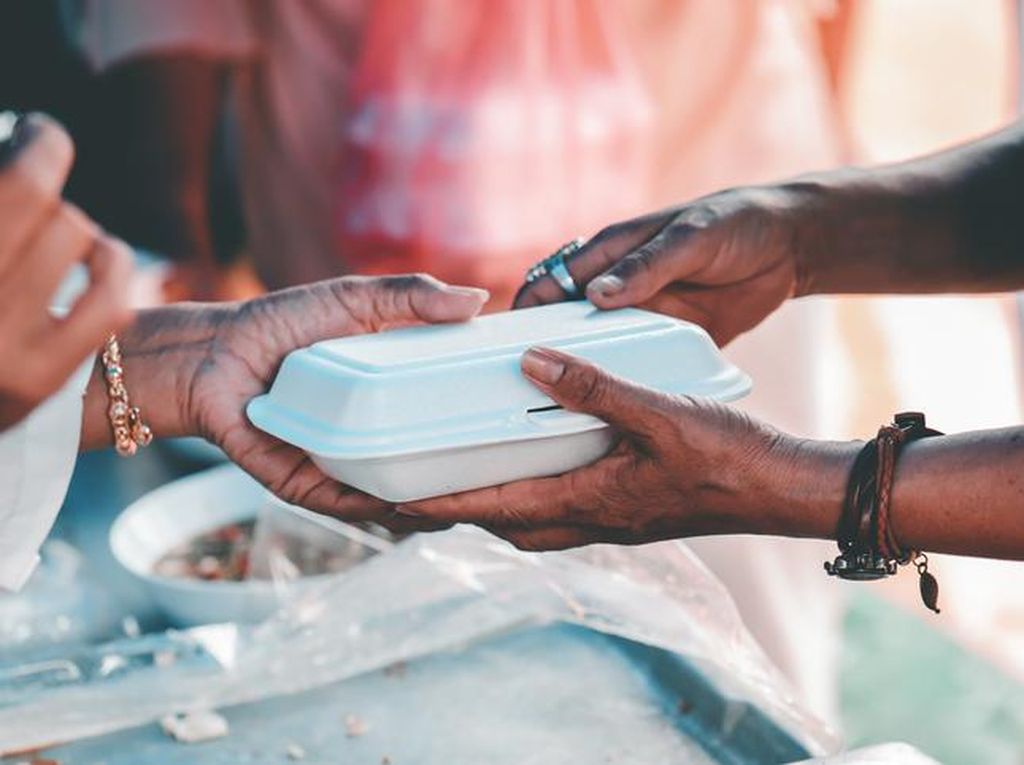 Viral Donasi Puluhan Nasi Kotak Terbuang Sia-sia, Ini Sebabnya