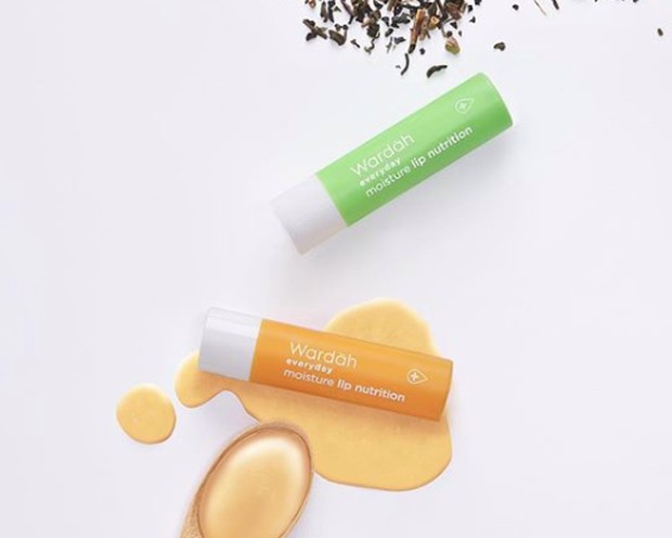 Lip balm dengan kandungan SPF