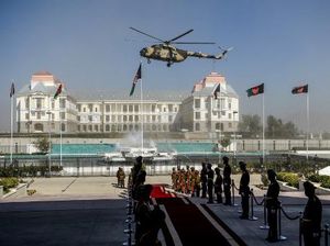 Helikopter Militer Afghanistan Ditembak Jatuh, 9 Orang Tewas Helikopter Militer Afghanistan Ditembak Jatuh, 9 Orang Tewas