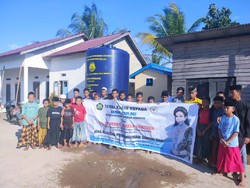 Legislator Gerindra Bantu Pembuatan Sumur Bor ke Pesantren di Kalbar