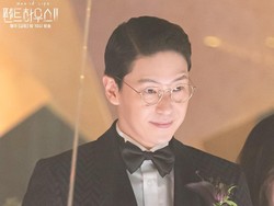 Aktor The Penthouse Uhm Ki Joon Umumkan Pernikahan!