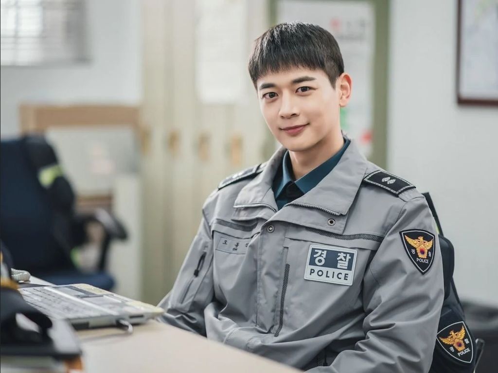 Ubah Bentuk Alis, Minho SHINee Dipuji Makin Ganteng dan Awet Muda Ubah Bentuk Alis, Minho SHINee Dipuji Makin Ganteng dan Awet Muda