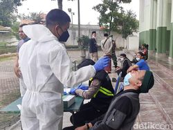 Pengikut HRS di PN Jaktim yang Reaktif Corona Jadi 2 Orang