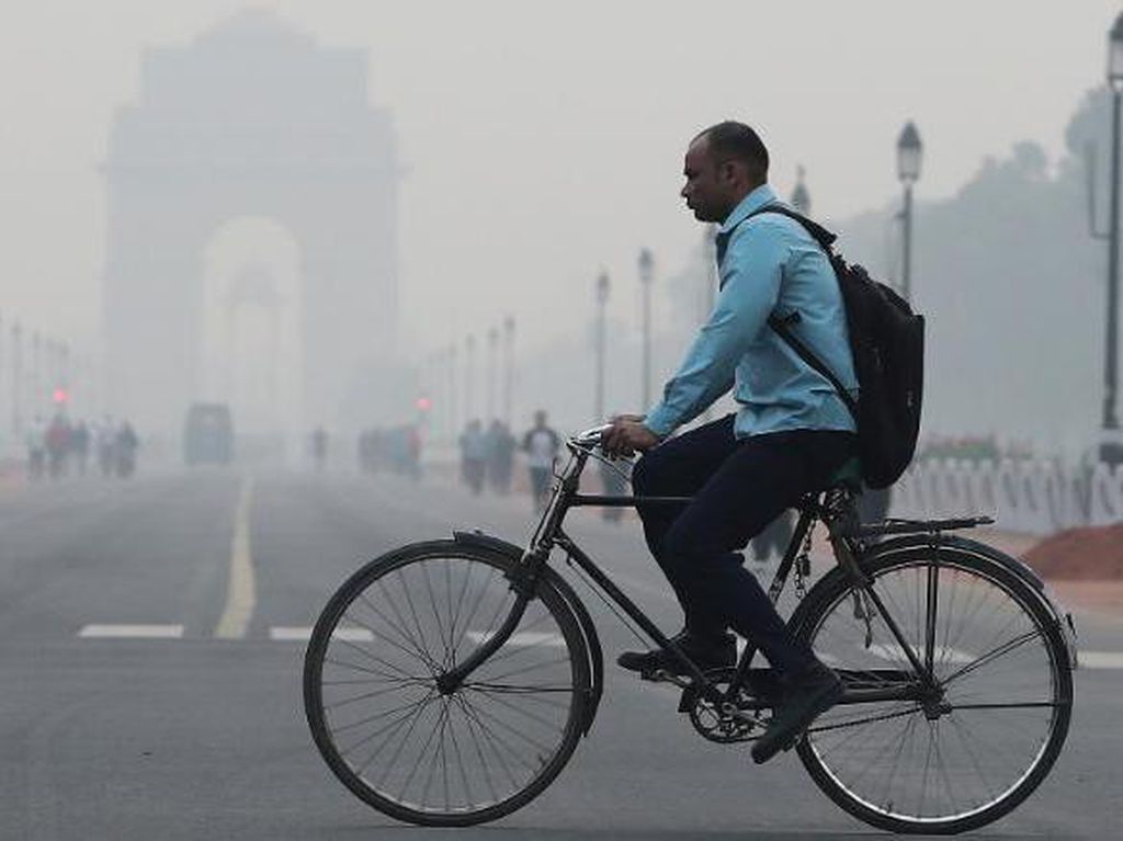 Polusi Udara di New Delhi Tertinggi di Dunia, Kotanya Sampai Seolah Berkabut