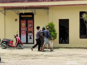 1 Terduga Teroris yang Ditangkap Densus Diperiksa di Polres Tanjungbalai