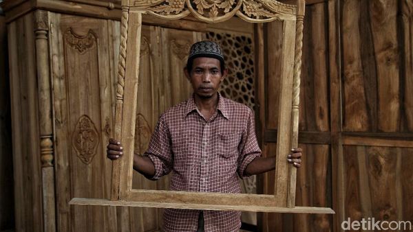 Semangat Perajin Mebel Demak di Tengah Pandemi