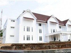 Setahun Ngantor di Samping TPA, Setda Cianjur Punya Gedung Baru