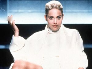 Curhat Sharon Stone Gaji Beda Jauh dengan Michael Douglas di Basic Instinct