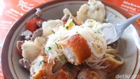 Awas Kalap! Ini 7 Tempat Makan Soto Mie Legendaris di Jakarta dan Bogor