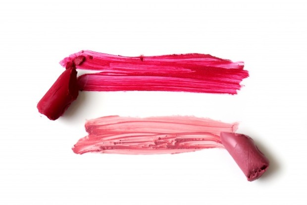 Tocopheryl acetat adalah bentuk spesifik vitamin E yang sering ditemukan dalam produk perawatan kulit dan suplemen makanan. Ini juga dikenal sebagai vitamin E asetat. Bahan ini pada dasarnya adalah bentuk vitamin E yang dibuat di laboratorium.