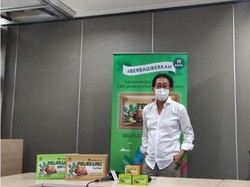 Gelontorkan Rp 700 Juta, Sido Muncul Bagi-bagi Nasi Bungkus di 11 Kota