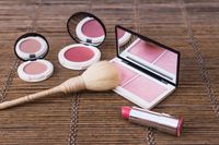 Cara Tepat Pilih Blush On Di Usia 20-an Agar Tidak Terlihat Tua