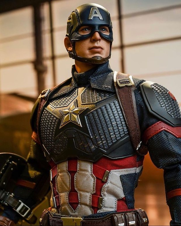 Chris Evans saat memerankan karakter Captain America (foto: instagram.com/official_captainamerica)
