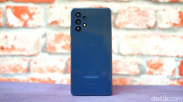 Galaxy A32, ponsel anyar Samsung harga Rp 3 jutaan